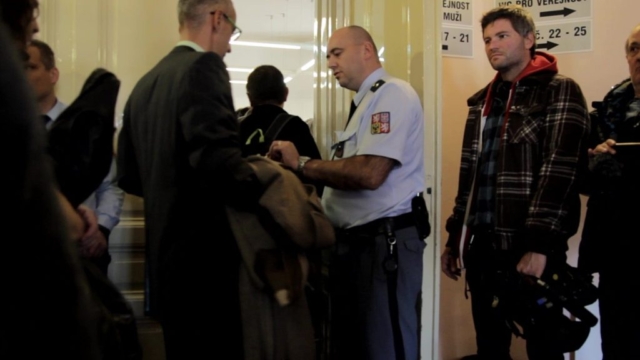 Bez lístku nejdeš. Omezený počet 34 osob.